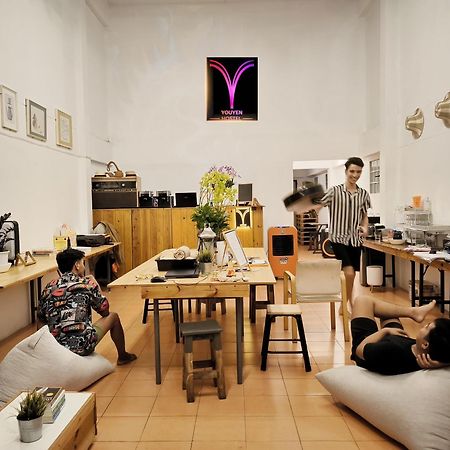 Youyen Hostel Bangkok Exterior photo