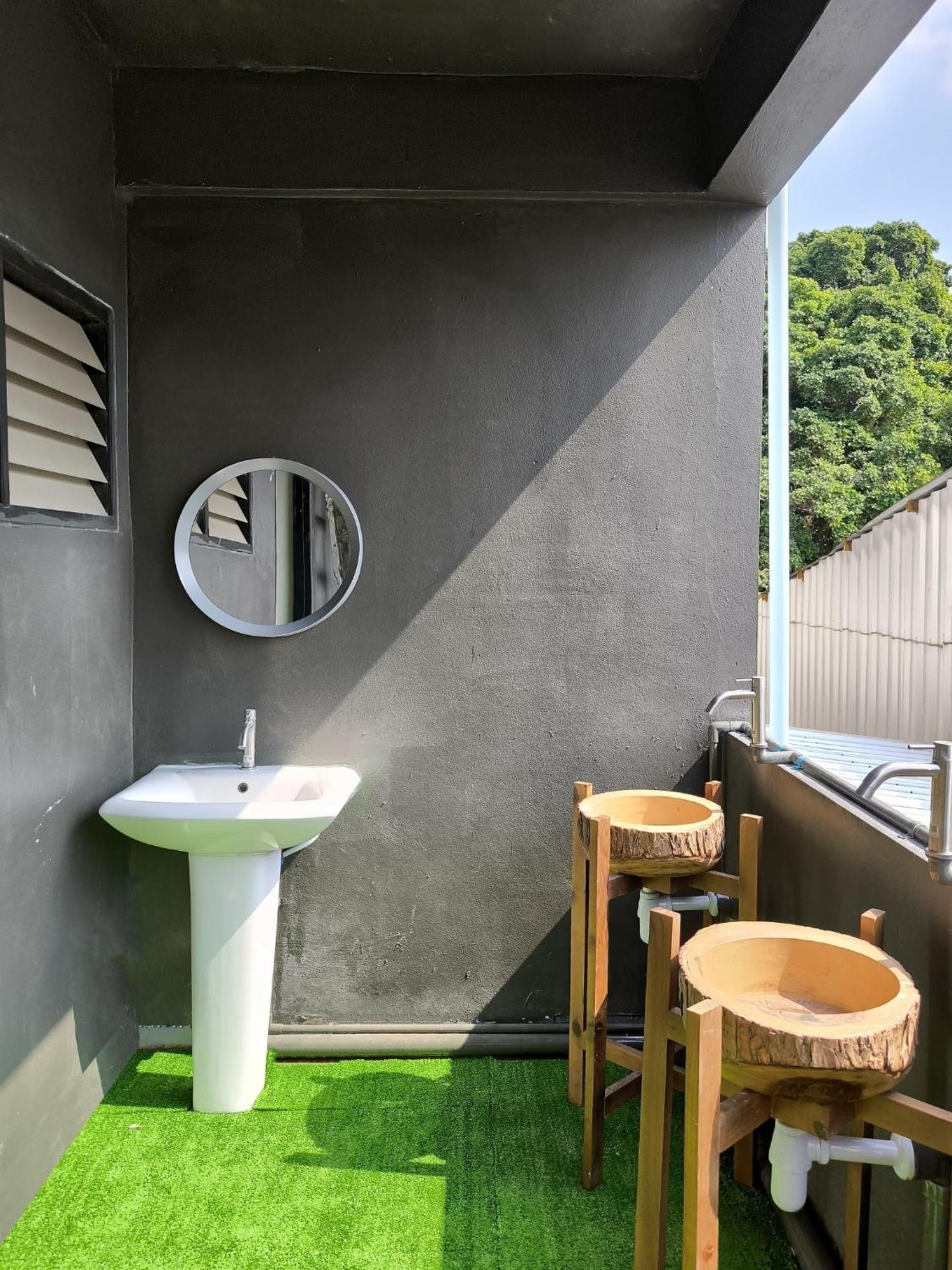 Youyen Hostel Bangkok Exterior photo