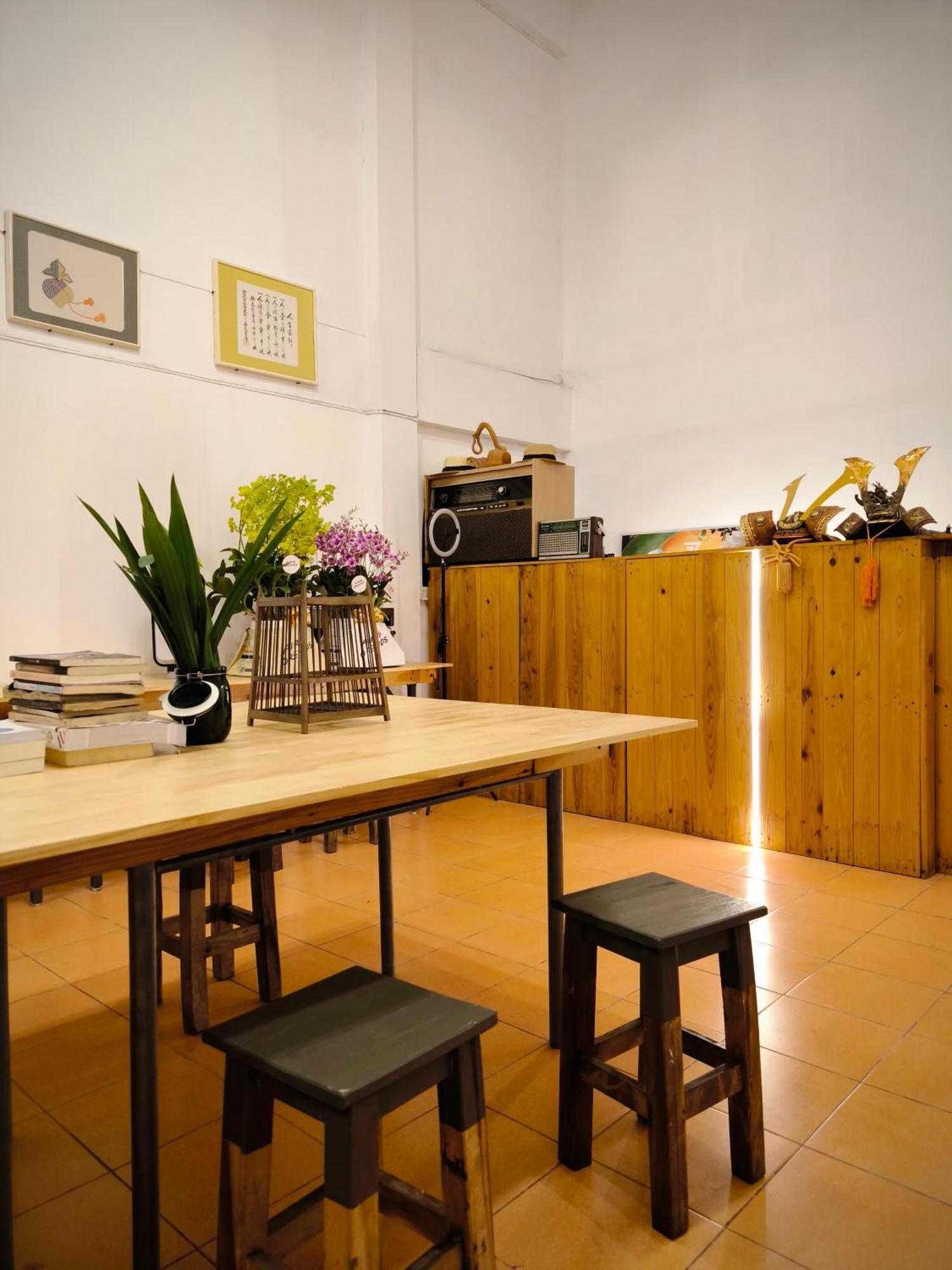 Youyen Hostel Bangkok Exterior photo